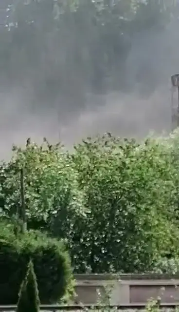 Prach nad areálom cementárne