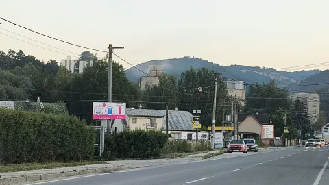 Hlavná cesta cez obec
